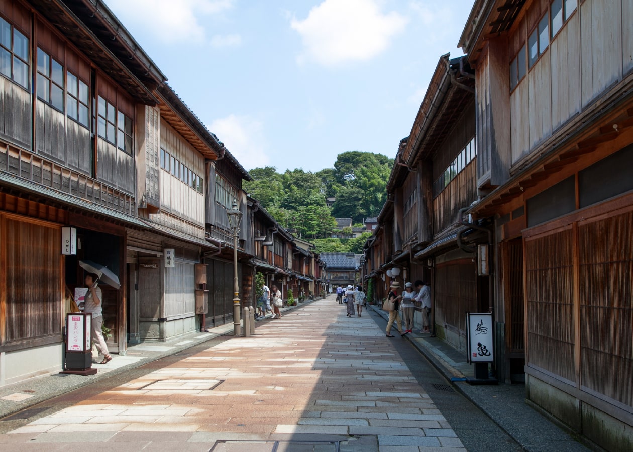 東山ひがし